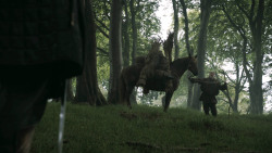 extant_GameOfThrones_3x02-DarkWingsDarkWords_0897