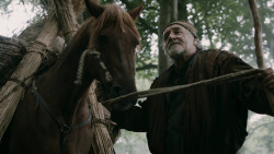 extant_GameOfThrones_3x02-DarkWingsDarkWords_0910