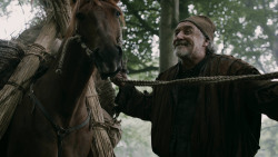 extant_GameOfThrones_3x02-DarkWingsDarkWords_0918