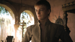 extant_GameOfThrones_3x02-DarkWingsDarkWords_1003