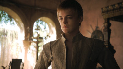 extant_GameOfThrones_3x02-DarkWingsDarkWords_1004