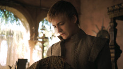 extant_GameOfThrones_3x02-DarkWingsDarkWords_1050