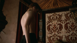 extant_GameOfThrones_3x02-DarkWingsDarkWords_1075