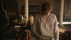 extant_GameOfThrones_3x02-DarkWingsDarkWords_1099