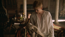 extant_GameOfThrones_3x02-DarkWingsDarkWords_1105