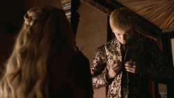 extant_GameOfThrones_3x02-DarkWingsDarkWords_1160