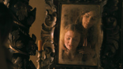 extant_GameOfThrones_3x02-DarkWingsDarkWords_1236