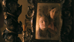 extant_GameOfThrones_3x02-DarkWingsDarkWords_1244