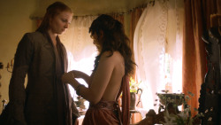 extant_GameOfThrones_3x02-DarkWingsDarkWords_1289