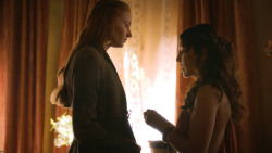 extant_GameOfThrones_3x02-DarkWingsDarkWords_1316