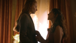 extant_GameOfThrones_3x02-DarkWingsDarkWords_1325