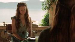 extant_GameOfThrones_3x02-DarkWingsDarkWords_1674
