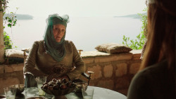 extant_GameOfThrones_3x02-DarkWingsDarkWords_1678