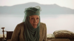extant_GameOfThrones_3x02-DarkWingsDarkWords_1711