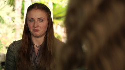 extant_GameOfThrones_3x02-DarkWingsDarkWords_1900