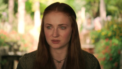 extant_GameOfThrones_3x02-DarkWingsDarkWords_1935