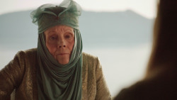 extant_GameOfThrones_3x02-DarkWingsDarkWords_1939