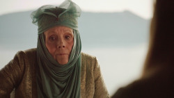 extant_GameOfThrones_3x02-DarkWingsDarkWords_1941