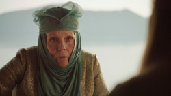 extant_GameOfThrones_3x02-DarkWingsDarkWords_1952