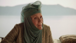 extant_GameOfThrones_3x02-DarkWingsDarkWords_1970