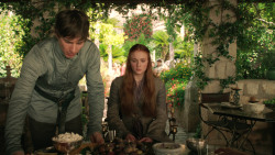 extant_GameOfThrones_3x02-DarkWingsDarkWords_1975
