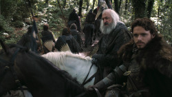 extant_GameOfThrones_3x02-DarkWingsDarkWords_2037