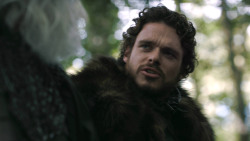 extant_GameOfThrones_3x02-DarkWingsDarkWords_2047