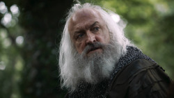 extant_GameOfThrones_3x02-DarkWingsDarkWords_2051