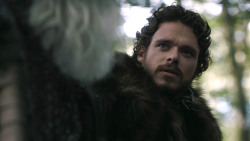 extant_GameOfThrones_3x02-DarkWingsDarkWords_2062