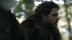 extant_GameOfThrones_3x02-DarkWingsDarkWords_2064