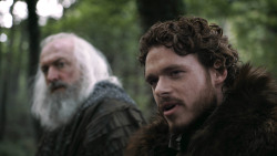 extant_GameOfThrones_3x02-DarkWingsDarkWords_2075