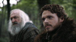 extant_GameOfThrones_3x02-DarkWingsDarkWords_2081