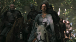 extant_GameOfThrones_3x02-DarkWingsDarkWords_2097