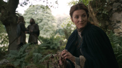 extant_GameOfThrones_3x02-DarkWingsDarkWords_2213