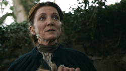 extant_GameOfThrones_3x02-DarkWingsDarkWords_2276