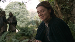 extant_GameOfThrones_3x02-DarkWingsDarkWords_2358