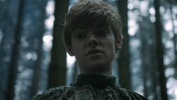 extant_GameOfThrones_3x02-DarkWingsDarkWords_3311