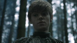 extant_GameOfThrones_3x02-DarkWingsDarkWords_3312