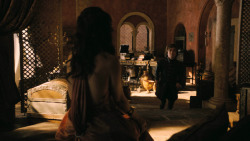 extant_GameOfThrones_3x02-DarkWingsDarkWords_3791