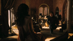 extant_GameOfThrones_3x02-DarkWingsDarkWords_3792