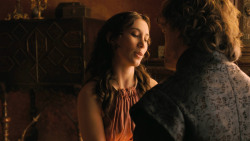 extant_GameOfThrones_3x02-DarkWingsDarkWords_3812