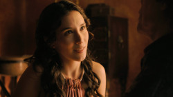 extant_GameOfThrones_3x02-DarkWingsDarkWords_3897