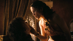 extant_GameOfThrones_3x02-DarkWingsDarkWords_4045