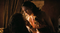extant_GameOfThrones_3x02-DarkWingsDarkWords_4046