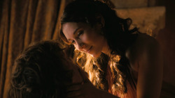 extant_GameOfThrones_3x02-DarkWingsDarkWords_4072