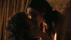 extant_GameOfThrones_3x02-DarkWingsDarkWords_4076