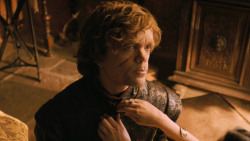 extant_GameOfThrones_3x02-DarkWingsDarkWords_4093