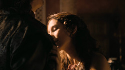 extant_GameOfThrones_3x02-DarkWingsDarkWords_4122