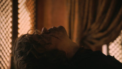 extant_GameOfThrones_3x02-DarkWingsDarkWords_4136
