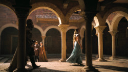 extant_GameOfThrones_3x02-DarkWingsDarkWords_4143